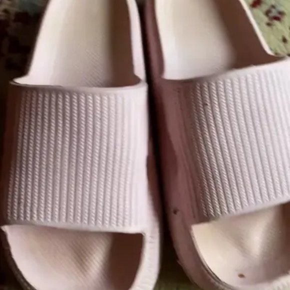 SLIDES WOMEN'S SLIDES SUPER SOFT - Picture 13 of 16